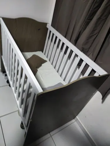 Berço em bom estado