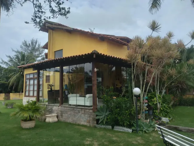 LINDA CASA NO LAGOA AZUL em Praia Sêca - Araruama - RJ