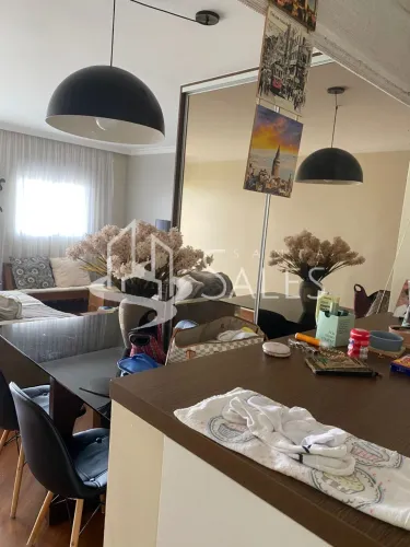 Apartamento à venda na Liberdade - São Paulo-SP: 2 quartos, 1 suíte, 2 banheiros, 1 vaga d