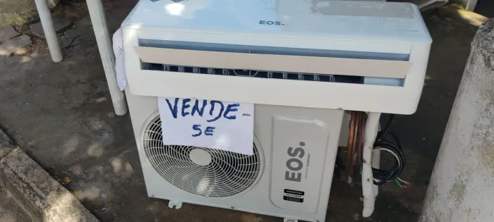 Central de ar condicionado EOS 12 mil BTUs seme novo 1000 reais