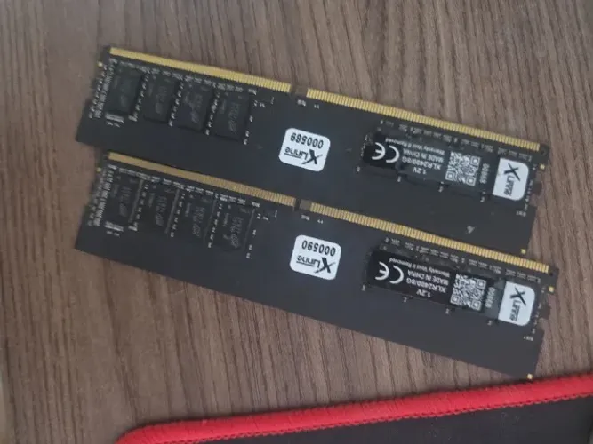 Memoria RAM DDR4 8GB 2400MHZ