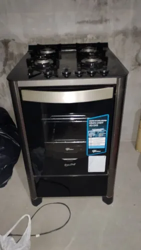 Vende-se fogão 4 bocas elétrico 
