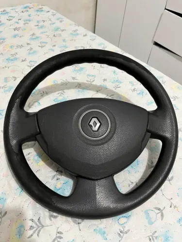 Volante ORIGINAL da Renault.