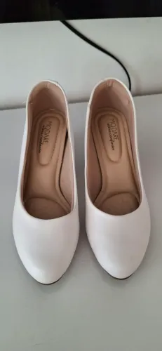 Scarpin branco 