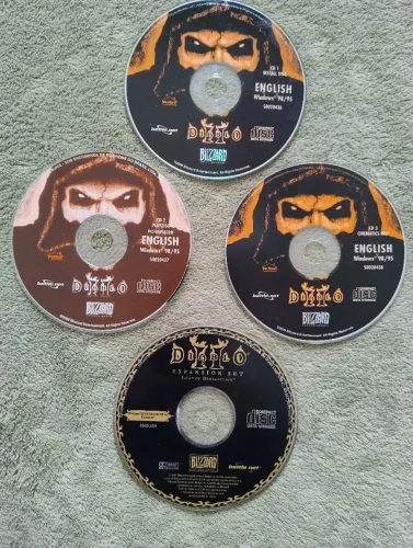 Jogo PC CD "Diablo II" e CD Expansion Set "Lord of Destruction'