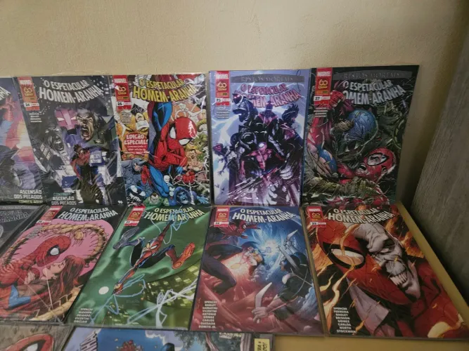 Hqs revistas, Homem aranha Nova fase do Volume 22 ao 36, hqs novas de coleção
