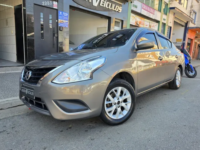 Nissan Versa SL 1.6 16V Flexstart 4P Mec. 2016