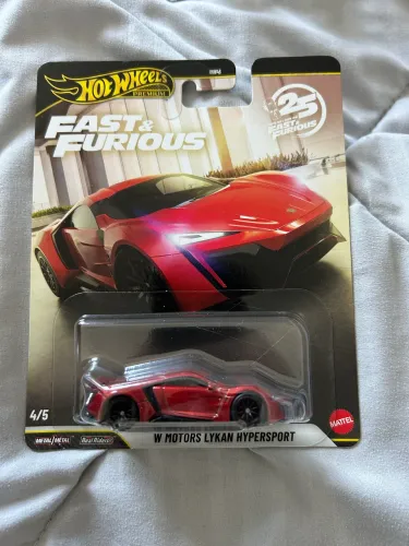 Hot Wheels Premium V&F W Motors Lykan