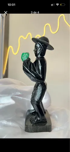 Escultura garimpeiro