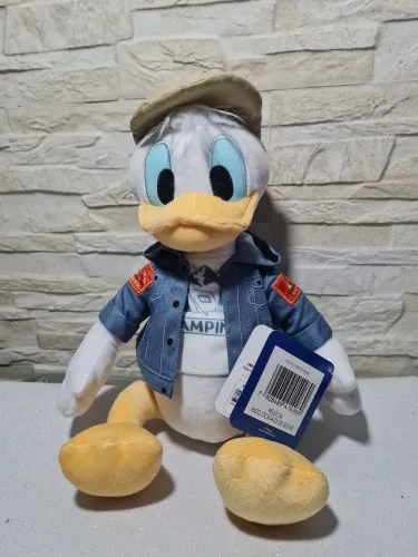 Pato Donald de boné