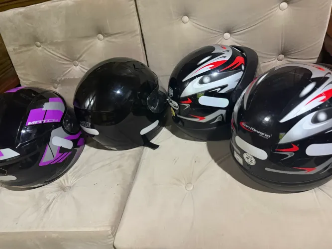 Capacetes diversos