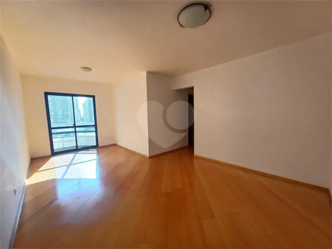 Apartamento com 3 quartos para locação em Vila regente feijó - SP