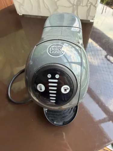 Cafeteira Nescafé Dolce Gusto