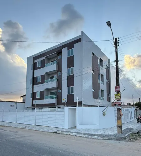 Vendo apartamento em Mangabeira 8