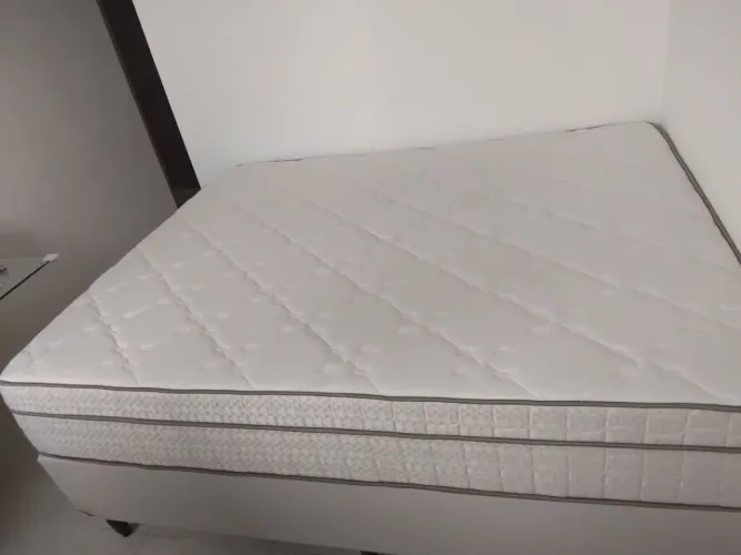 Vende cama ?