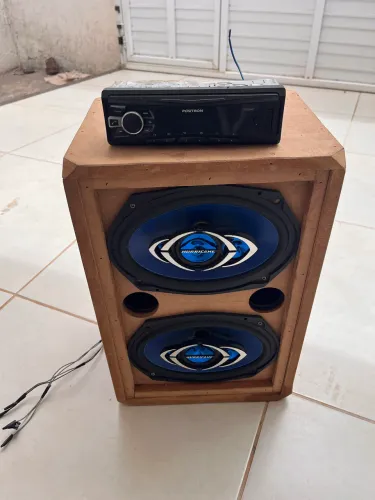 Caixa de som 6x9