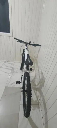 Vende-se bicicleta ksw 27 marchas quadro 21 freio a disco hidráulico 
