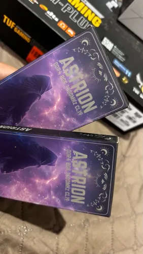 Memória RAM 2x8GB
