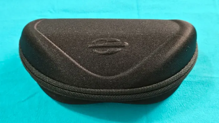 Case óculos escuro Mormaii