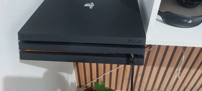 Vendo ps4 pro