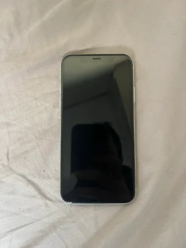 iPhone XR 64gb usado