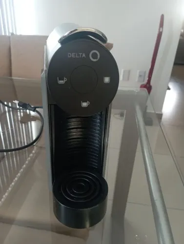 Cafeteira Delta Q
