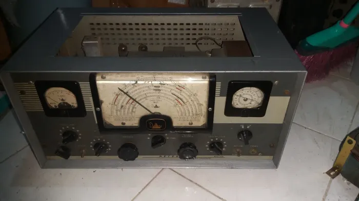 RECEPTOR DELTA 208 Ondas Curtas valvulado saida 2-EL84, único anunciado, leia!!