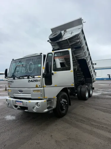 Ford cargo 2428