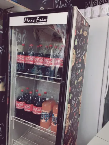Geladeira funcionando 1.500 reais