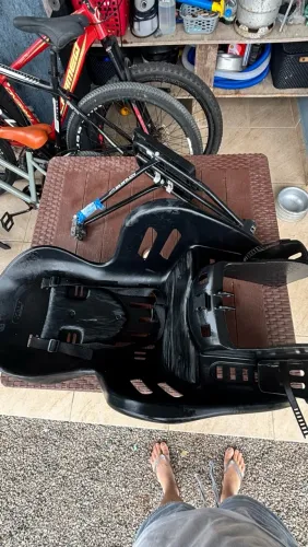 Vendo cadeirinha para bicicleta Ralf + garupeira