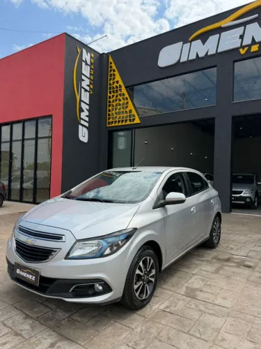 Chevrolet Onix Hatch LTZ 1.4 8V Flex Power Mec. 4P 2015