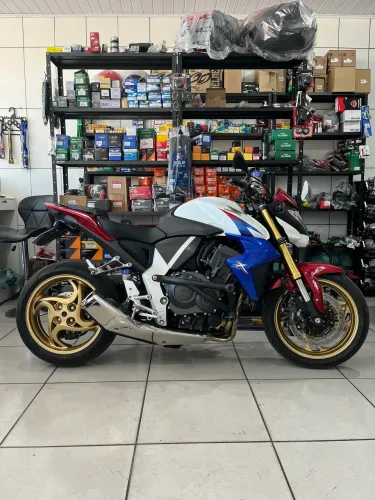 Cb1000r 2013 Capitão América impecável 