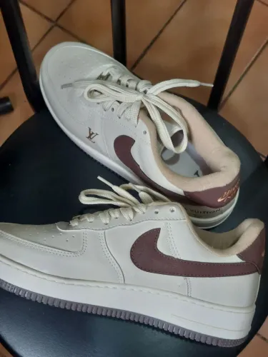Tênis Nike novo