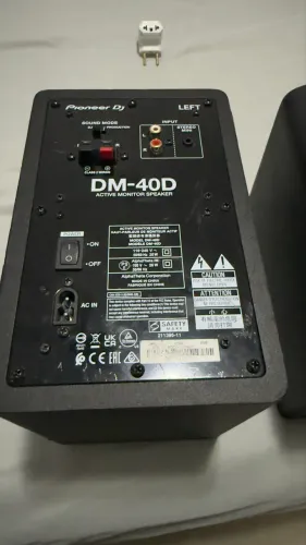 Monitor de áudio Pioneer DM - 40D