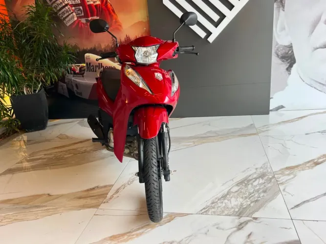 Honda Biz ano 2025 Com apenas 5 mil kms Conservada