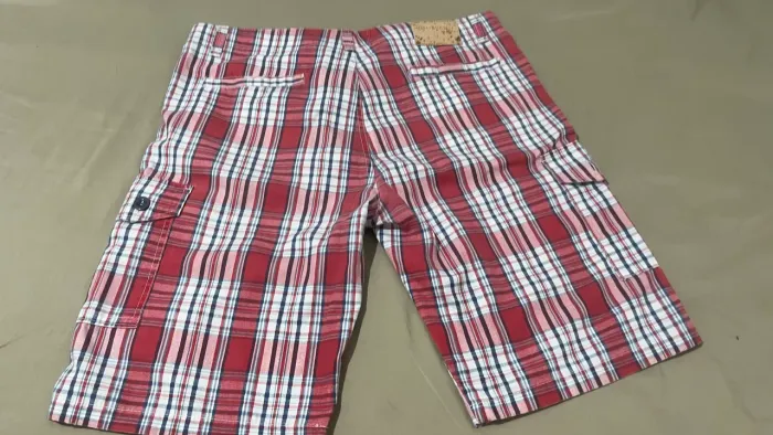 Bermuda masculina 46