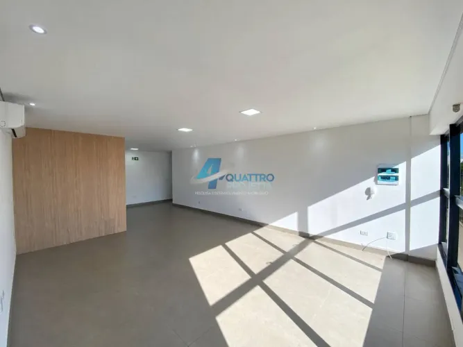 Sala Comercial para alugar com 50 m² na Rua Paranaguá - Londrina/PR