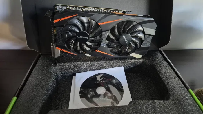 GTX 1060 6GB - Gigabyte Windforce OC Edition
