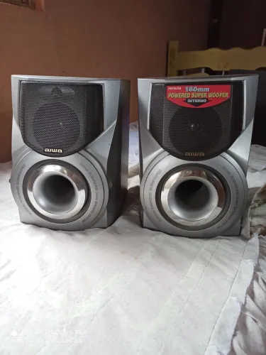 Par de caixas de som do Mini sistem Aiwa modelo nsxs- 5559 usadas.