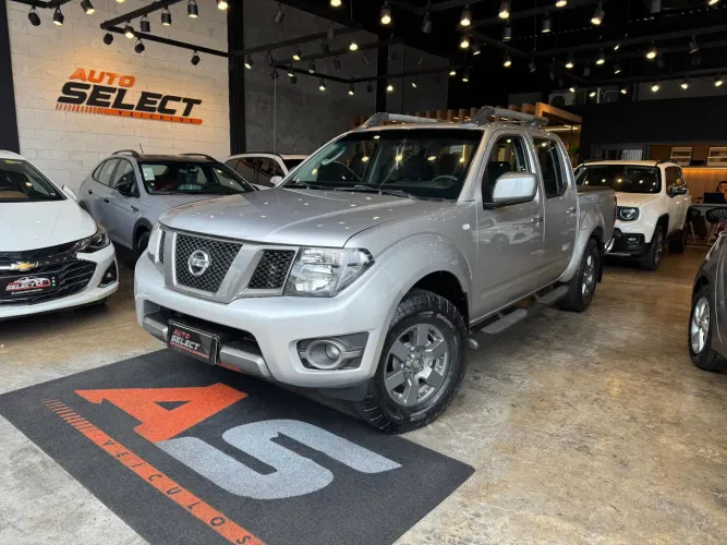 Nissan Frontier SV Attack CD 4X2 2.5 TB Diesel 2015