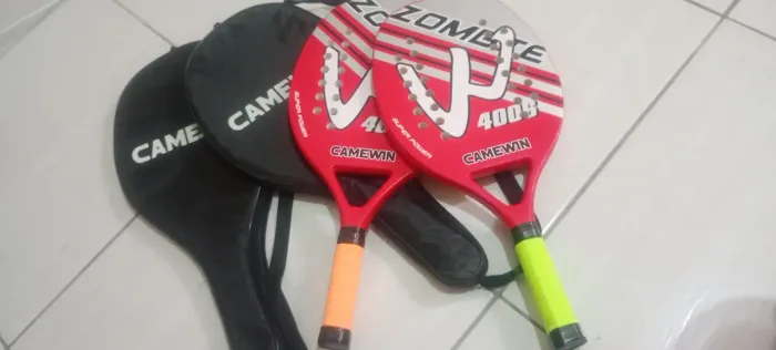 2 raquetes beat tênis