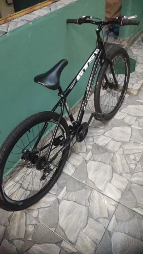 Vende - se bike aro 29 pouco tempo de uso