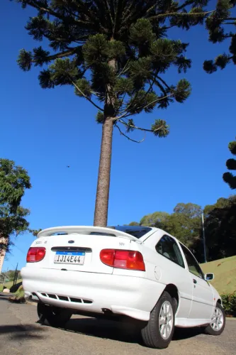 Ford Escort RS 1.8i 16V 2000