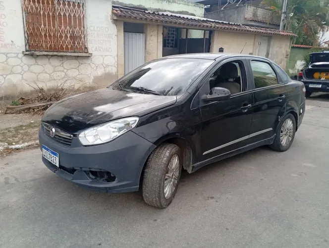 Fiat Grand Siena Essence 1.6 Flex 16V 2016