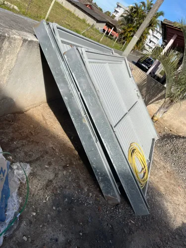 Portão de elevação