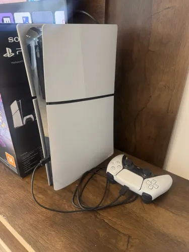 PlayStation 5 Slim muito novo!