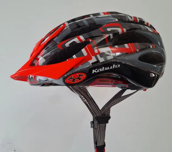 Capacete ciclismo kabuto