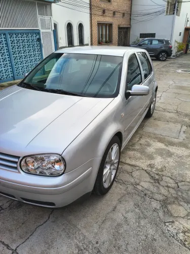 Volkswagen Golf 2.0/ 2.0 MI Flex Comfortline/ Sport 2004
