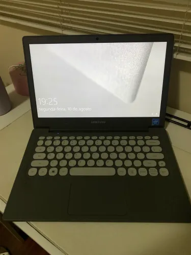 NOTEBOOK SAMSUNG FLASH F30 CINZA, 4GB 64GB