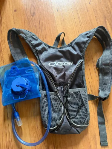 Mochila de hidratação OGGI 1 L